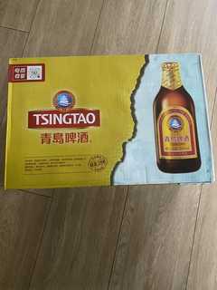 这款啤酒采用低温酿造工艺，保证了啤酒的纯净与风味，每一滴都蕴含着酿酒师的匠心与热情。