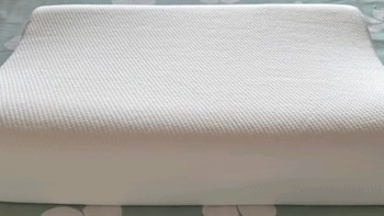京东京造93%乳胶含量枕头！