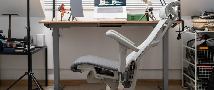 阁楼添新椅，简约精致舒适护腰的保友Pofit2代人体工学椅