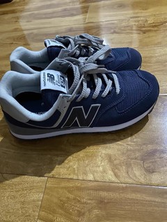 New Balance ML574EVN：复古经典，舒适百搭