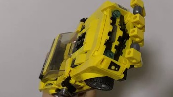 益智拼装大黄蜂可变形汽车人童年的英雄