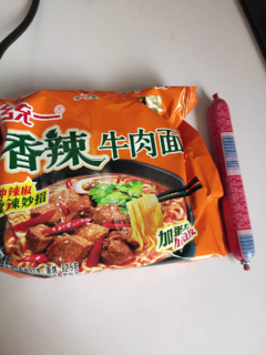 统一香辣牛肉面五合一