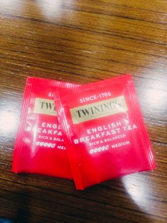 TWININGS早餐茶，开启活力一天！