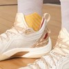 特步（XTEP）篮球鞋：卓越性能，闪耀球场