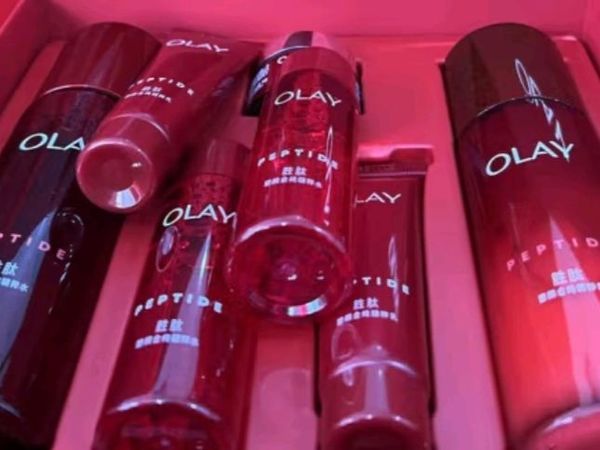 玉兰油（OLAY）大红瓶胜肽精华水乳套装紧致补水保湿抗皱护肤品礼盒生日礼物