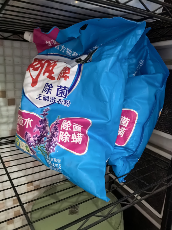这款洗衣粉开口设计很好
