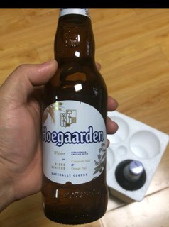 福佳（Hoegaarden） 比利时进口 精酿啤酒 福佳白啤酒 果味小麦白啤酒330ml瓶装整箱 福佳白啤 330mL 6瓶