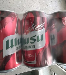 乌苏啤酒双口味混合装 （白啤500ml*9罐+红500ml*9罐）非原箱整箱装