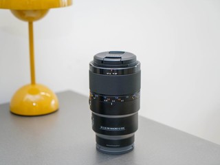 SONY FE 90mm F2.8 微距镜头