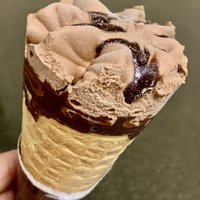 看球吃喝：八喜巧克力榛子甜筒冰淇淋