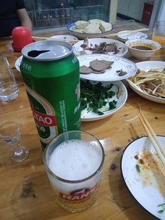 看欧洲杯，喝青岛经典，