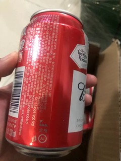 看球要喝百威啤酒