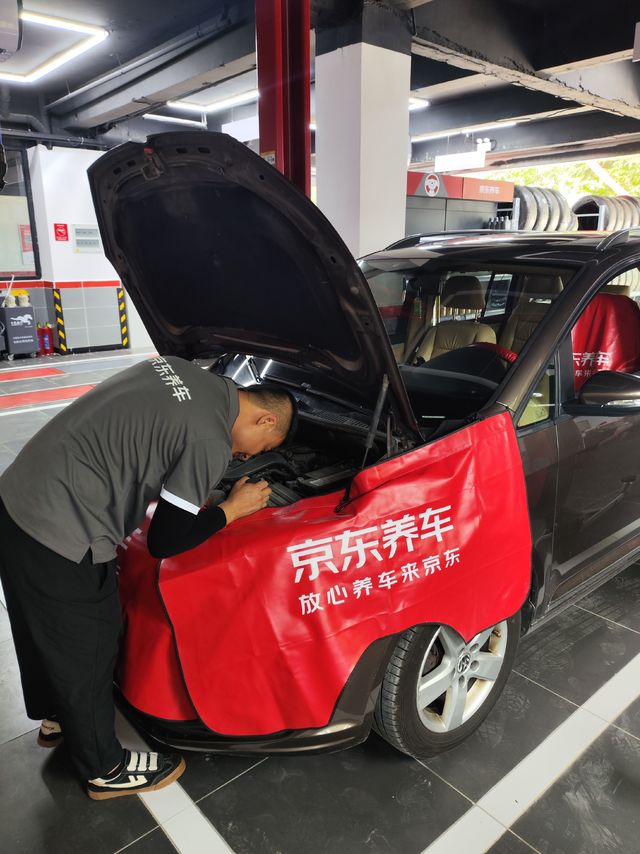 保养了！今年京东买的嘉实多真香！＃京东养车＃买正品嘉实多机油来京东＃