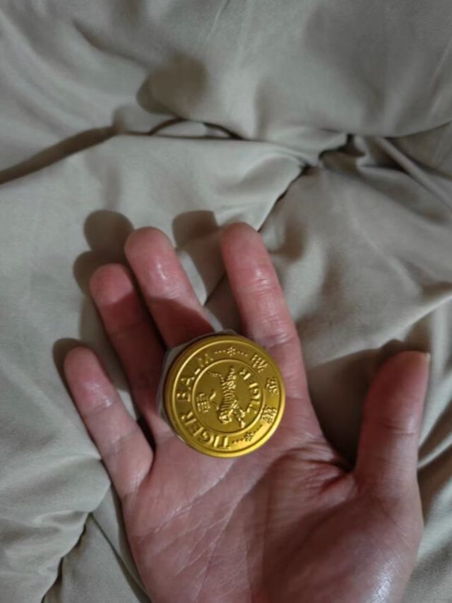 尤其在炎热的夏天，它更是变本加厉。