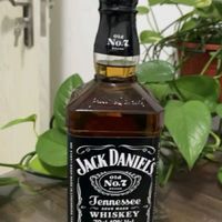 杰克丹尼（Jack Daniels） 美国 田纳西州 调和型 威士忌 进口洋酒 700ml 无盒 