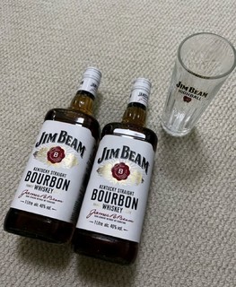 金宾（Jim Beam）波本 威士忌 白占边 调和型 洋酒 1L 新老包随机发