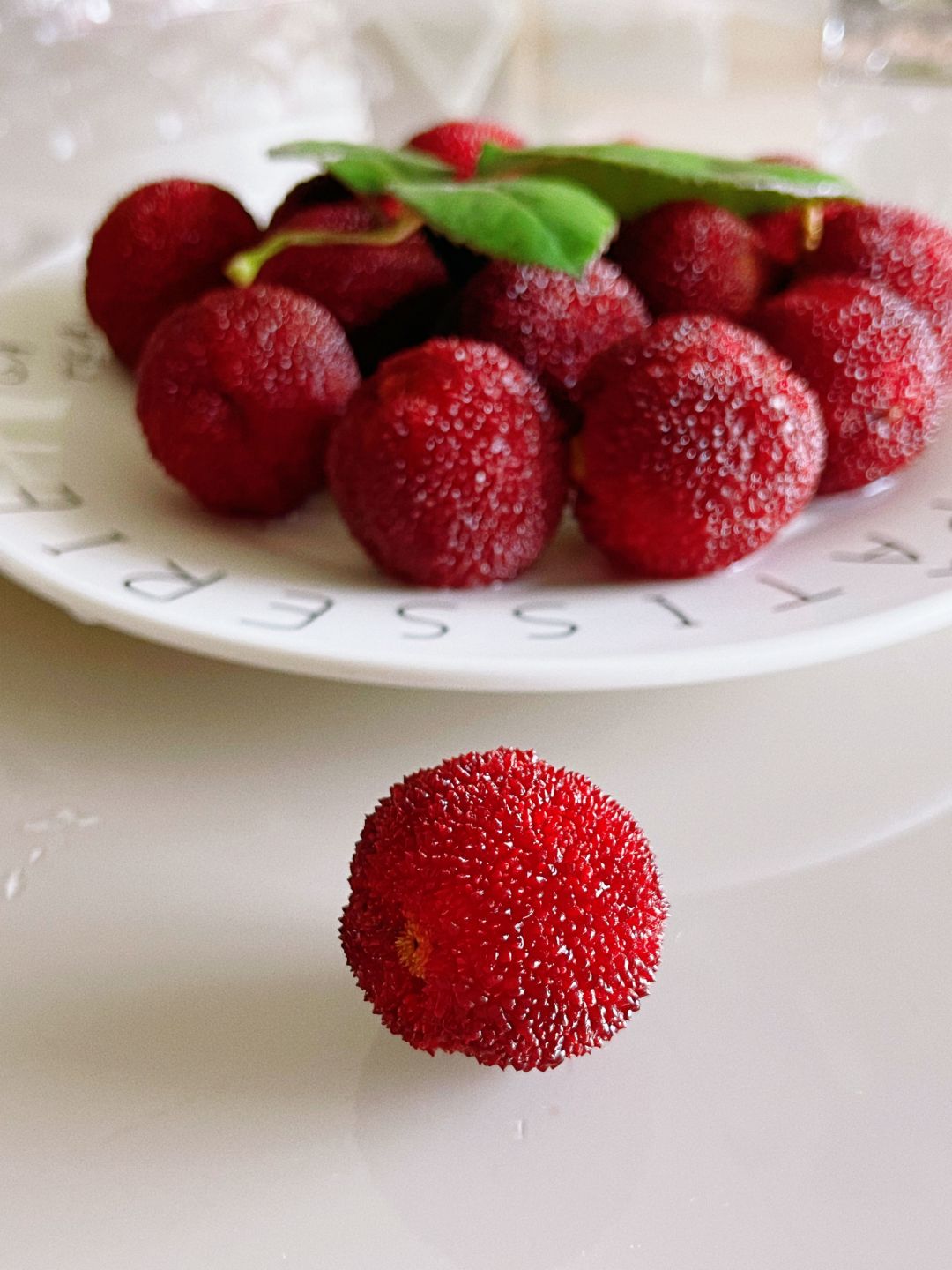 橙央正宗浙江仙居杨梅 新鲜时令水果 当日现摘 仙居东魁杨梅 1500g 80