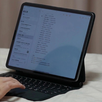 自用iPad生产力配件，妙控键盘+手写笔。