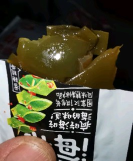 卫龙海带片，好吃到停不下来！