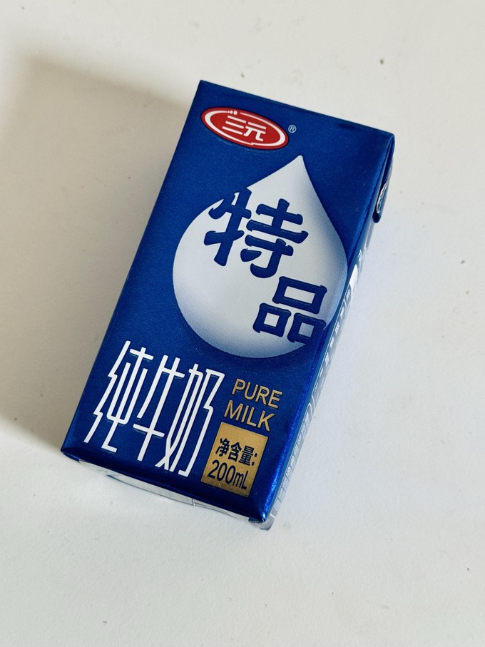 三元特品鲜牛奶瓶装图片