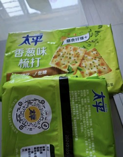 太平苏打饼干 低糖酵母 香葱味400g 易消化含膳食纤维 零食早餐下午茶