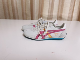  Onitsuka Tiger鬼塚虎女款复古运动休闲鞋，配色真的很好看