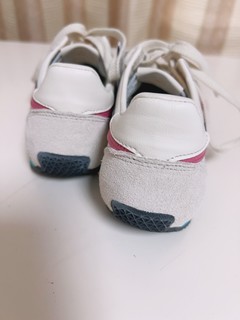  Onitsuka Tiger鬼塚虎女款复古运动休闲鞋，配色真的很好看