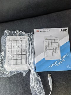 数字小键盘双飞燕FK13P【解决78键盘的小烦恼】