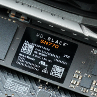 原厂主控颗粒，运行稳功耗低，西部数据 WD_BLACK SN770 SSD 硬核测评