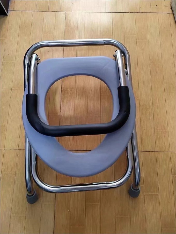 便携式移动马桶,家用神器! 2024-07-05 17:18:14 老年人折叠坐便椅!