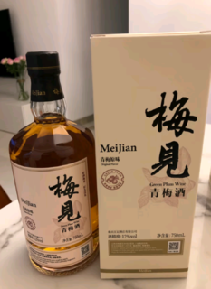 梅见 白梅见 经典原味 青梅酒 12度 750ml 单瓶装 礼盒 微醺果酒