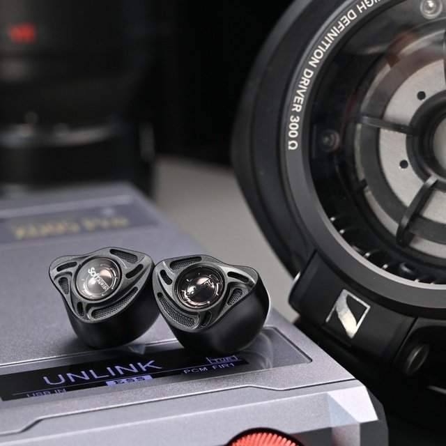 国产SoftEars旗舰新品ENIGMA开箱记|神似小号的森海HD820