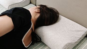 愉悦之家护颈枕：上班族颈椎福音，高质睡眠新选择
