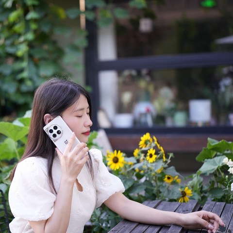 用一加12 的女孩子真的超有品！影像和性能我全都要 一加12深度体验