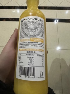 一款令人惊艳的饮品——农夫山泉 NFC 果汁饮料 NFC 橙汁 900ml 装！