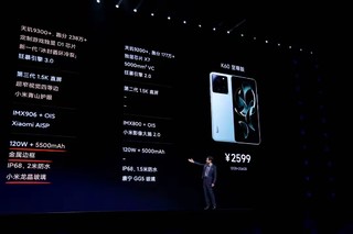 Redmi K70至尊版，直接把中端机的桌子掀了。