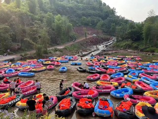 夏日炎炎，没有什么活动能有漂流更快乐了