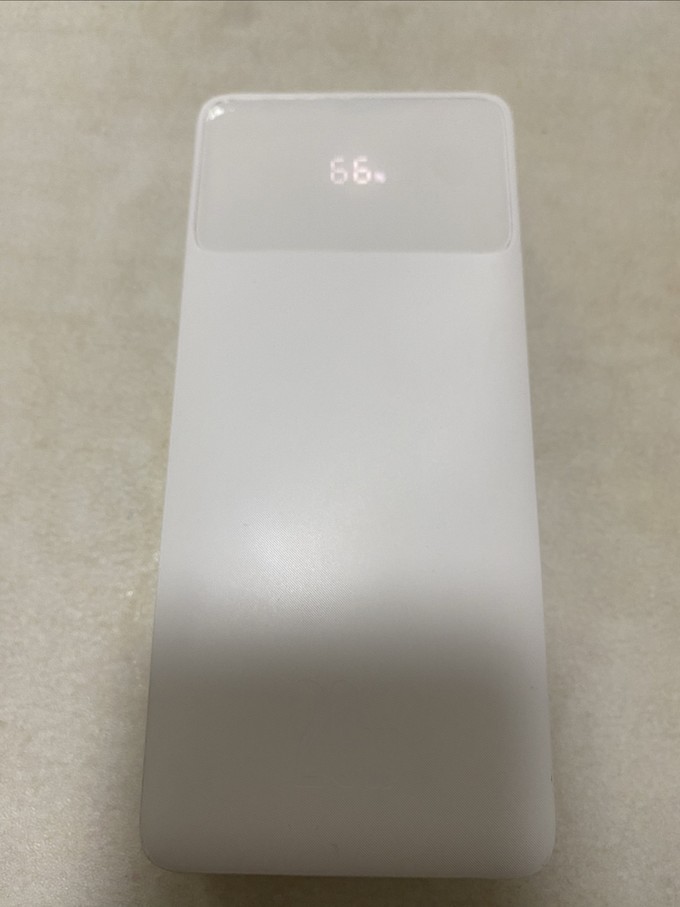 倍思移动电源
