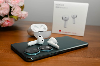 发一点荣耀Earbuds A的开箱照片。