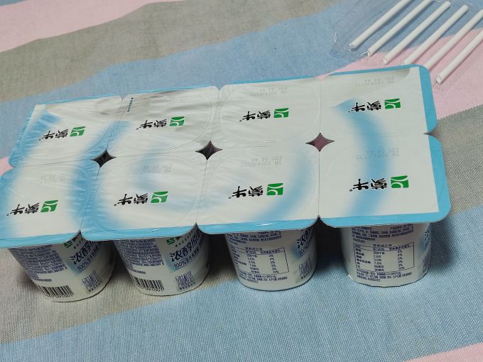 蒙牛风味酸牛奶