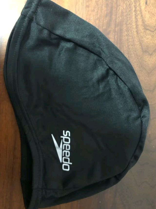 速比涛（Speedo）舒适透气速干游泳布帽高弹不勒头游泳训练装备 8710080001 黑色