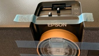 爱普生（EPSON）CH-TW6280T家用投影仪 4K专业家庭影院智能投影仪（±60%镜头位移 1.62倍光学变焦）