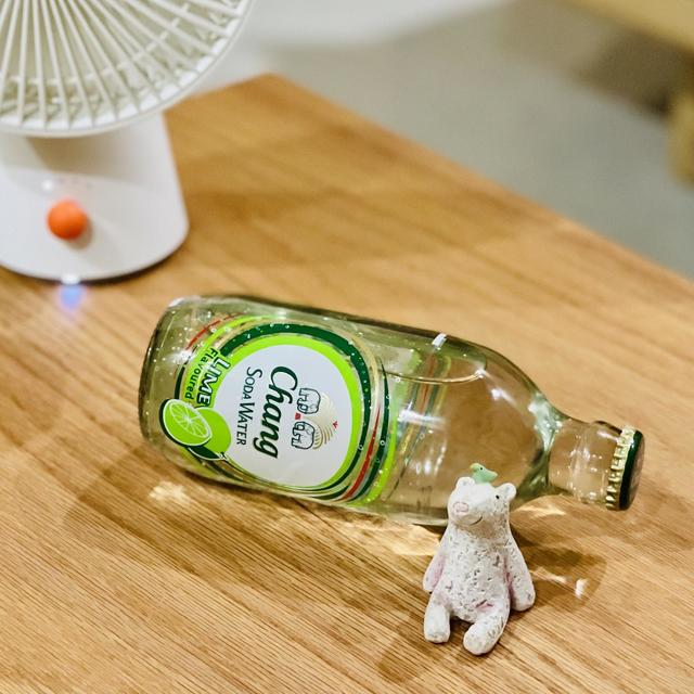 它不但好喝，用完还能当酱油瓶！