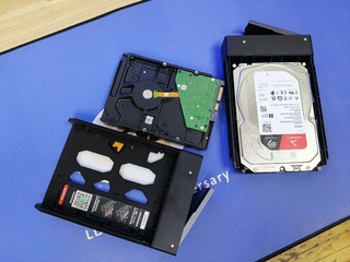 绿联DXP4800 NAS开箱：惊喜还是失望？