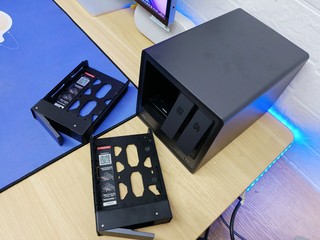 绿联DXP4800 NAS开箱：惊喜还是失望？