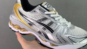 KAYANO 14 是亚瑟士小小体验