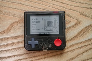 长的像 gameboy 的背单词机