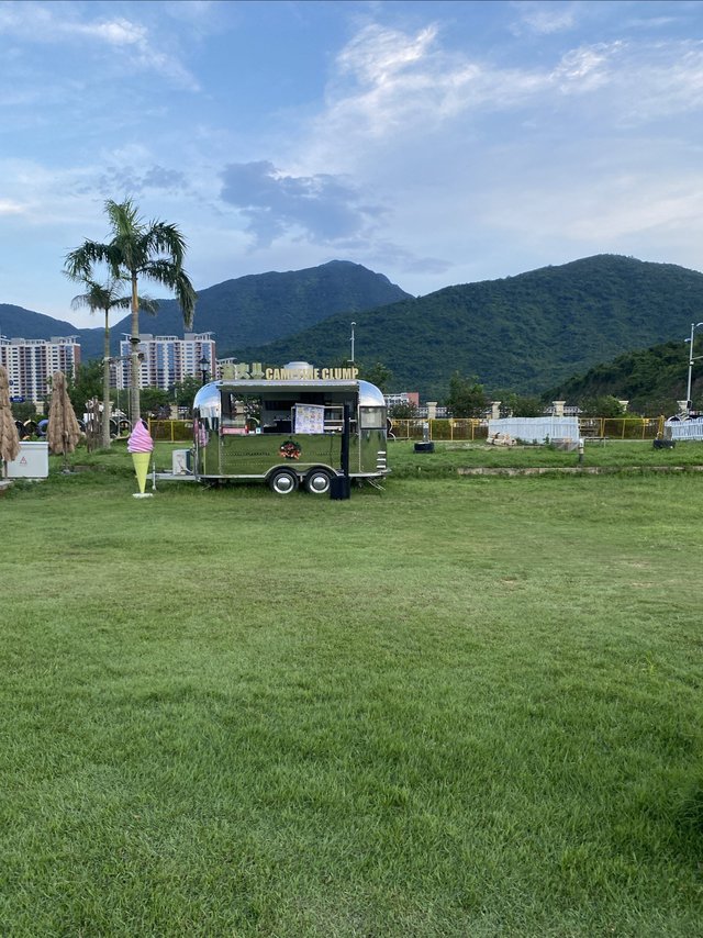 深圳摄影转场成本多贵？滴滴专车78.1公里261.12元