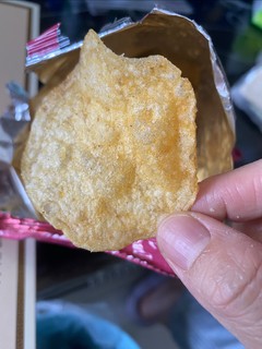 乐事薯片，甜辣炸鸡味！