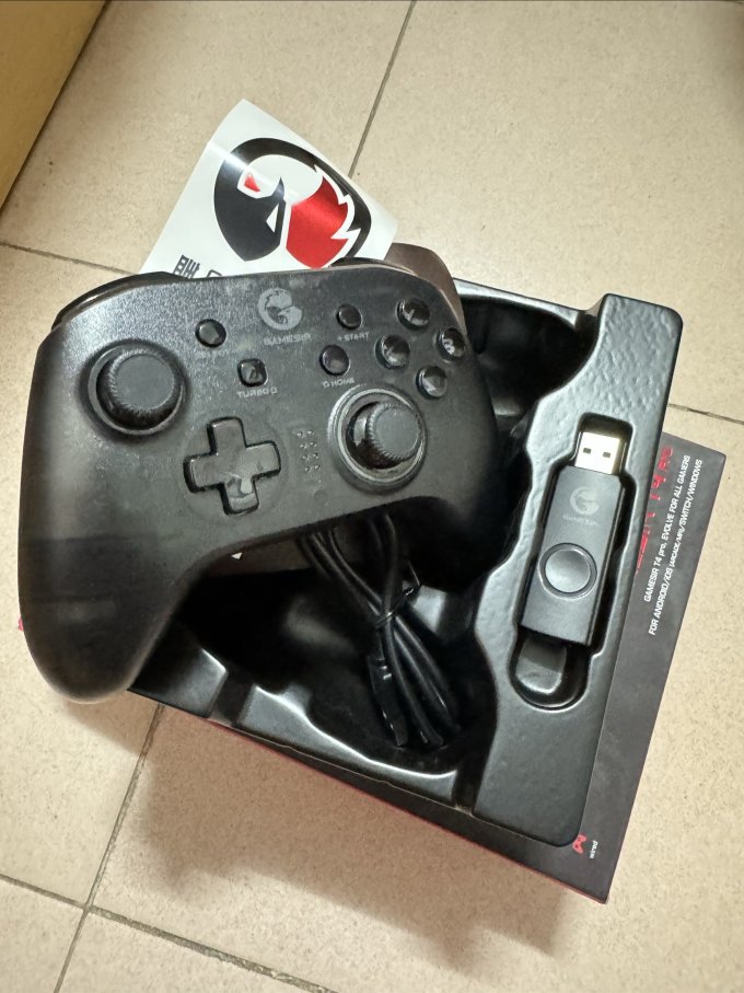 盖世小鸡gamesirt4pro无线游戏switch手柄